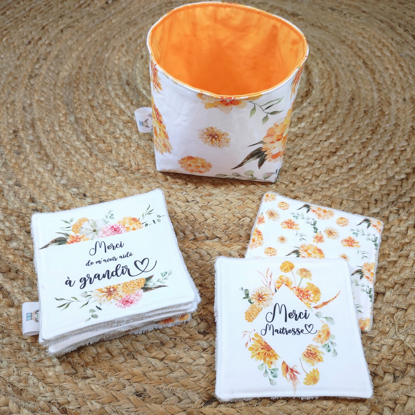 Lot de 8 cotons lavables et panier - "Maîtresse"