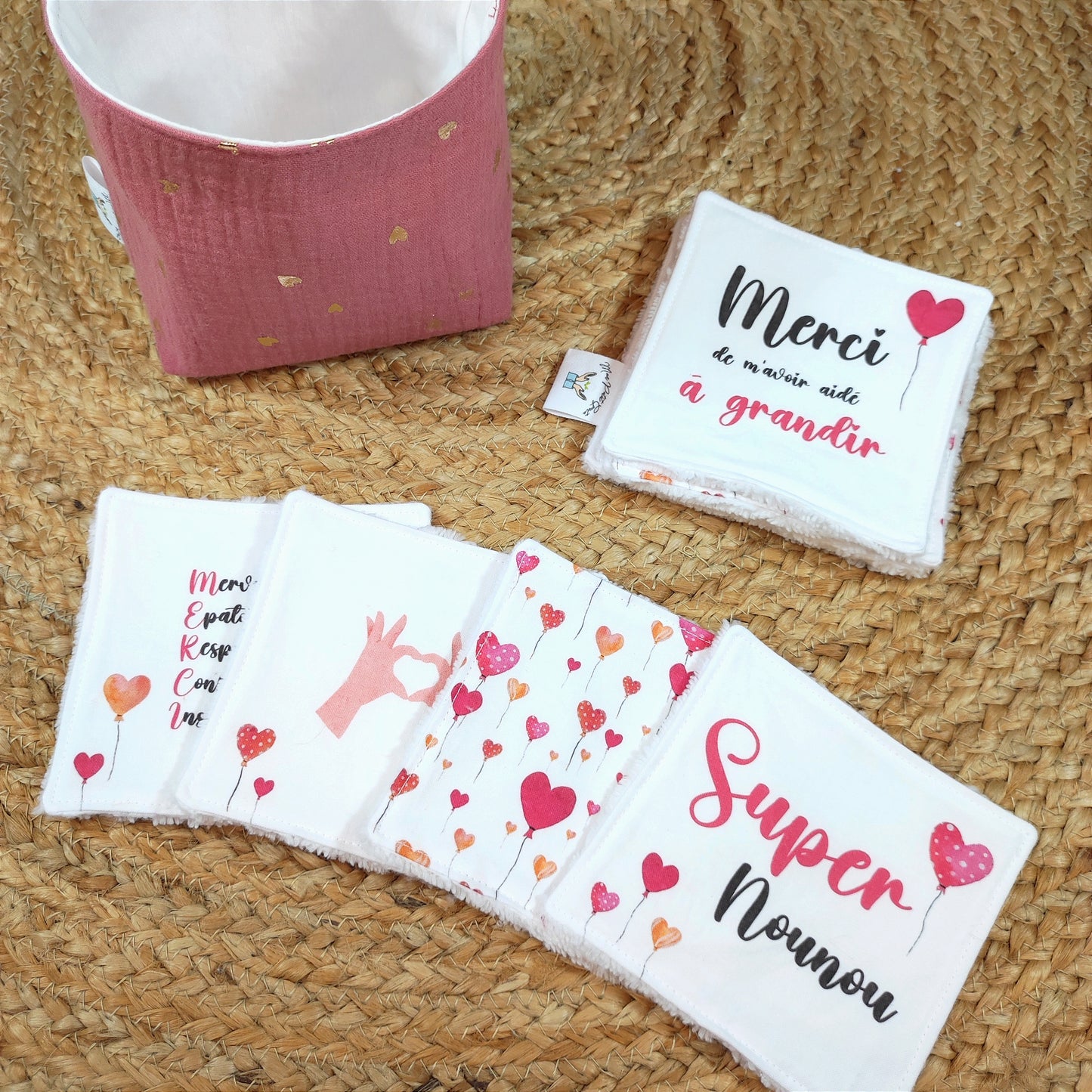 Lot de 8 cotons lavables et panier - "Super Nounou"
