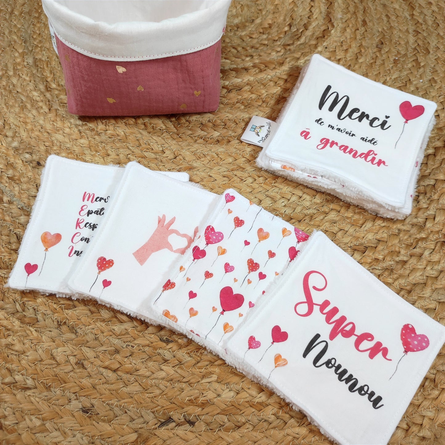 Lot de 8 cotons lavables et panier - "Super Nounou"