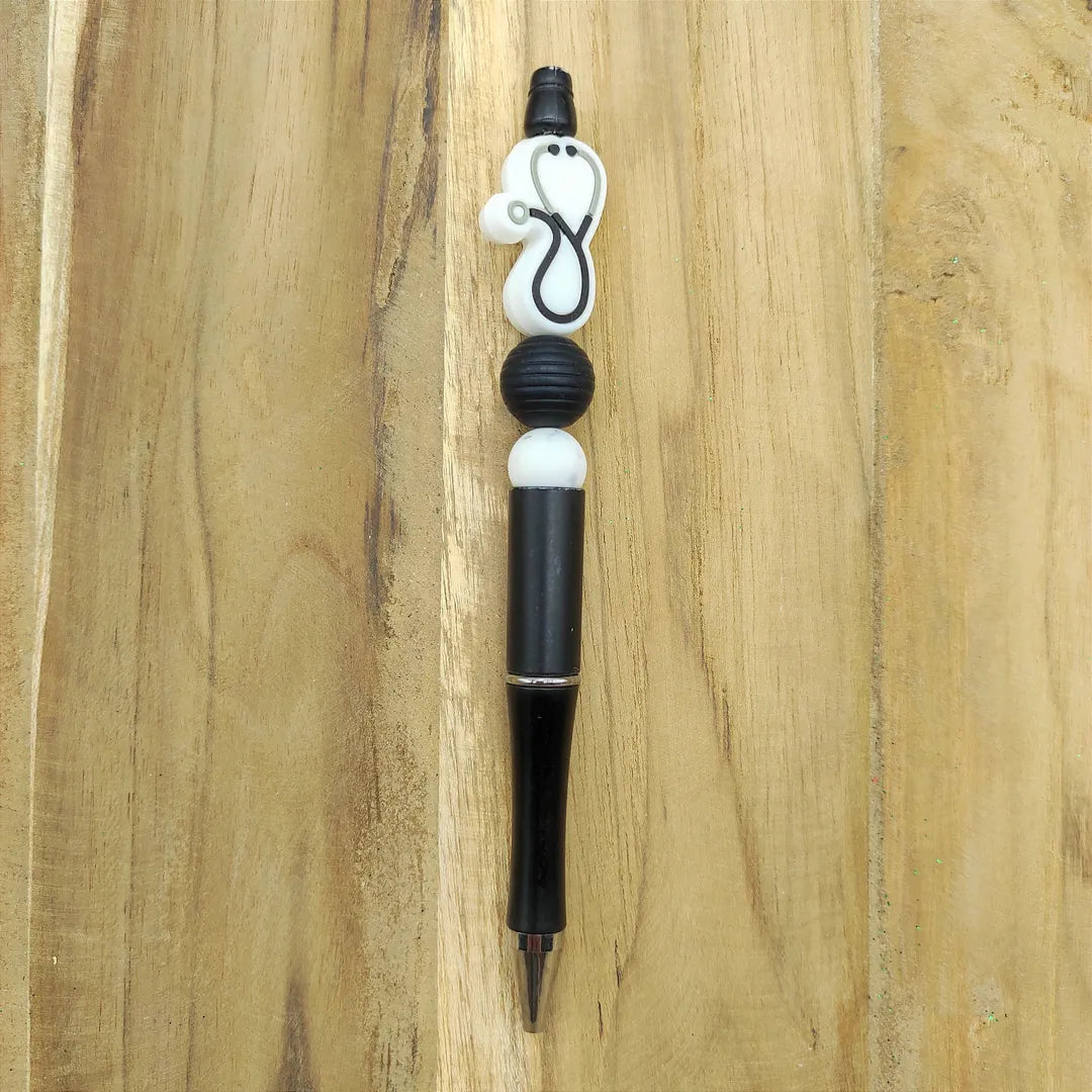 stylo noir stéthoscope d'infirmière