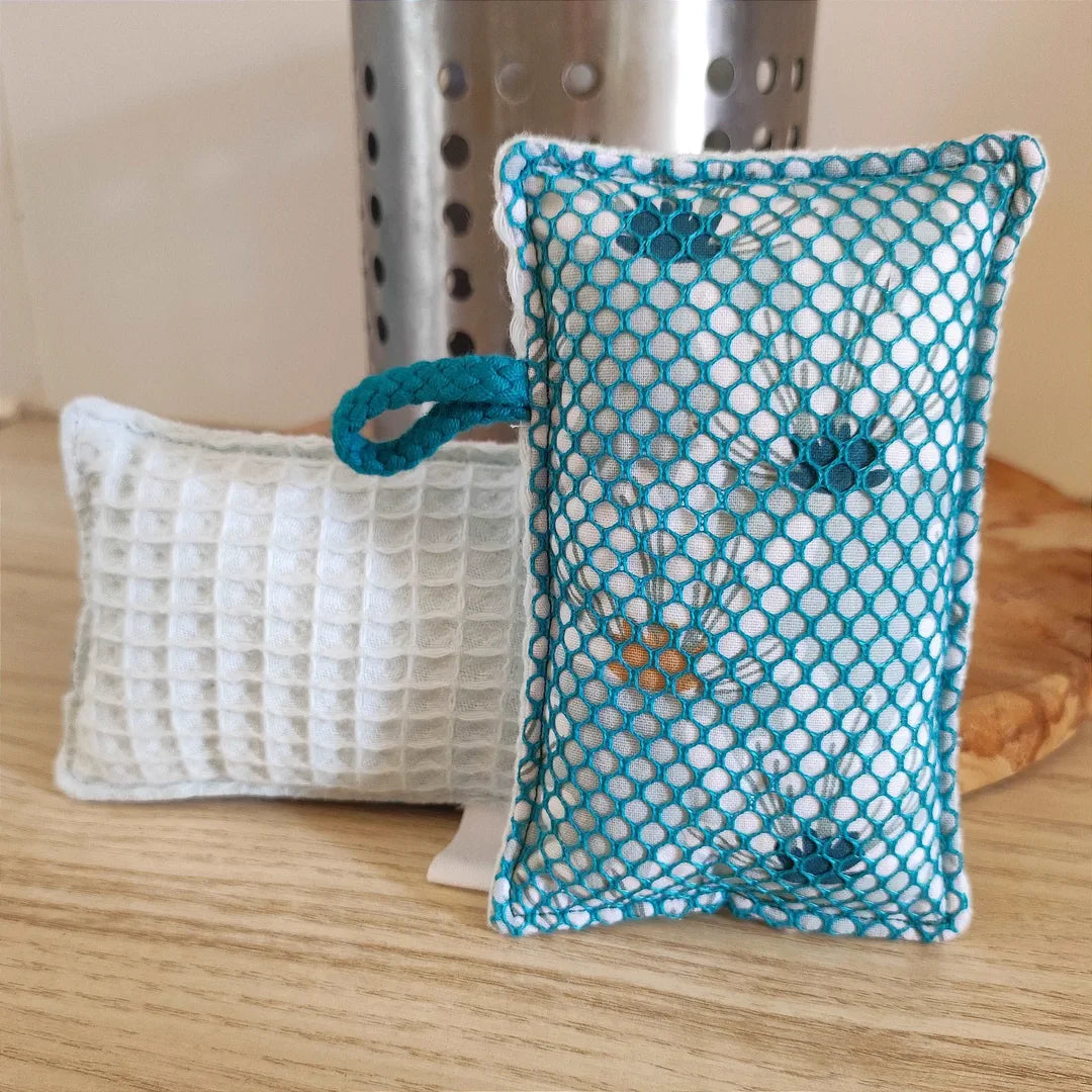 Lot de 2 éponges lavables bleu motifs fleurs