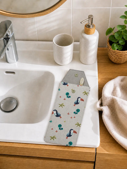 Étui imperméable pour brosse à dents ou couverts