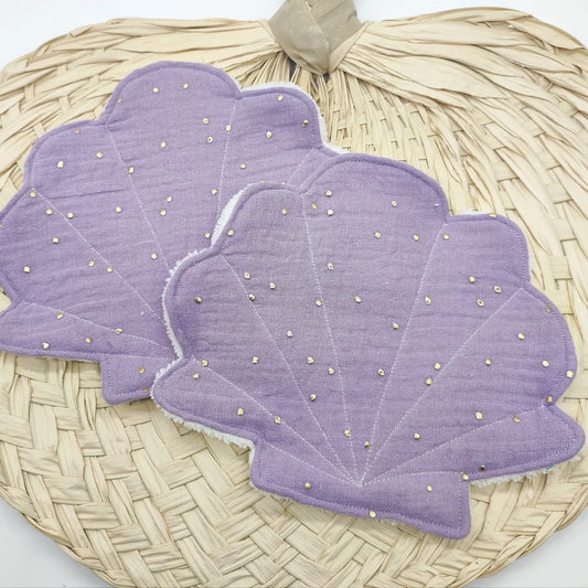 lingettes lavables violet en forme de coquillage